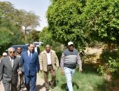 صور.. بعد تعطلها 10سنوات.. محافظ أسوان يوجه برفع كفاءة الحديقة الاستوائية