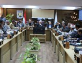 خالد فودة يعقد اجتماعا للإعداد لاحتفالات محافظة جنوب سيناء بعيدها القومى