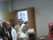 صور.. وزيرة الصحة تتفقد مستشفى قفط التعليمى لمتابعة سير العملية الطبية