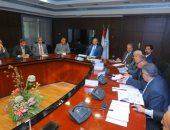 وزير النقل: المشروع القومى للطرق يقلل الحوادث ويساهم فى تنمية المناطق العمرانية