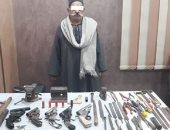 الداخلية تداهم ورشتين لتصنيع الأسلحة النارية غير المرخصة