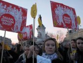 مظاهرات فرنسية ضد معاداة السامية.. وماكرون يعد بتشريع يعاقب المعتدين على اليهود