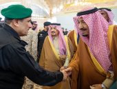 ننشر صور مغادرة الملك سلمان إلى مصر للمشاركة فى القمة العربية الأوروبية