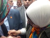 فيديو وصور.. وزيرة الصحة تدشن الحملة القومية ضد شلل الأطفال ببورسعيد