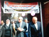 محافظ الجيزة يشارك بحملة تطعيم ضد شلل الأطفال من وحدة صحية بمنطقة الطالبية