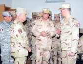 وزير الدفاع يتفقد أعمال التطوير بمعهد نظم المعلومات للقوات المسلحة 