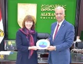 رئيس جامعة الإسكندرية يستقبل مدير المركز الثقافى البريطانى لبحث التعاون المشترك