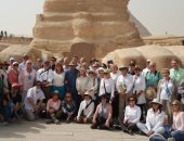 زاهى حواس يكشف حقيقة موت أثرى أمريكى بعد دخوله سرداب أبو الهول