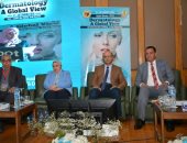 8 جلسات علمية تناقش الأمراض الجلدية بكلية الطب جامعة أسيوط (صور)