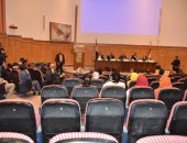 صور.. المحافظ يلتقى سكان مدينة أسيوط الجديدة.. ويعلن ضخ المياه بمزرعة الغريب بعد تعطلها لمدة 13 عاما