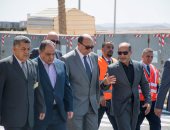 وزير الطيران يتفقد مطار مرسى علم ويوجه بمراجعة الإجراءات الأمنية