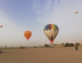 صور.. الأقصر تحتل المركز الثانى عالميا بتطبيق معايير السلامة برحلات البالون الطائر