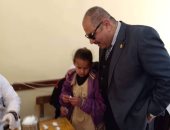  مدير تعليم مطروح: استمرار الحملة القومية للمسح الطبي لتلاميذ المدارس الإبتدائية