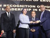 فيديو.. Business Today تكرم الدكتورة ياسمين فؤاد وزيرة البيئة بحفل BT100