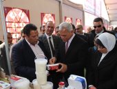 صور.. محافظ المنوفية يفتتح معرض التسوق الأول بمدينة قويسنا