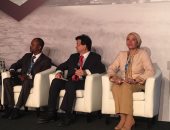 وزيرة البيئة تستعرض تجربة ربط الطاقه المتجددة وتغير المناخ بقمة إفريقيا للاستثمار