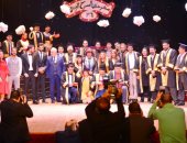 صور.. مهرجان المسرح العربى يكرم فوزى فهمى وعمداء المعهد العالى للفنون المسرحية 