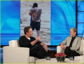 بن أفليك يعترف باعتزازه بـ"وشم" ظهره خلال برنامج" The Ellen DeGeneres Show"