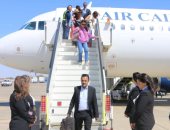 صور.. مطار أسوان يستقبل الوفود المشاركة بملتقى الشباب العربى الأفريقى