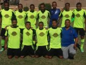 محافظ الوادى الجديد يمنح "نادى الهندوا" 50 ألف جنيه لصعودة الدرجة الثالثة