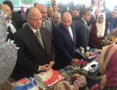 محافظ القاهرة يفتتح معرض الأسر المنتجة بحى السلام.. صور