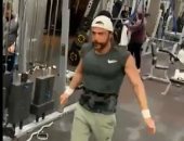 فيديو وصور.. محمد إمام فى صالة الجيم لتجهيز فورمة هوجان