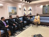 وزير الخارجية يبحث مع نائب رئيس الوزراء العُمانى تعزيز العلاقات الثنائية