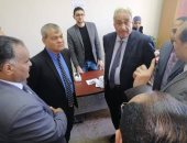 صور.. سامح عاشور يزور مقر "المحامين" بالإسكندرية.. ويؤكد: نسعى لتحسين الخدمات