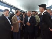 صور.. وزير النقل يتفقد محطة مصر وورش صيانة الجرارات 