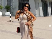 رانيا يوسف فى جلسة تصوير جديدة بفستان مثير 