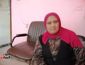 صور.. "رابحة" ست بـ100 راجل.. أجبرتها الظروف على ترك مدرستها فى الثانوية العامة بالفيوم.. وتروى قصة كفاحها: "ضهرى اتكسر من الكنس والمسح فى البيوت علشان أصرف على أمى وابنى".. وأحلم بزيارة بيت الله الحرام