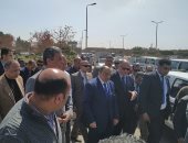وزير التنمية المحلية يوجه محافظ القاهرة لإصلاح الأرصفة بمحيط ستاد السلام