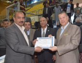 محافظ بني سويف: 46 منفذ لبيع السلع الغذائية وإقامة معارض أهلا رمضان بتخفضيات من 10 إلى 20%