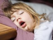 توقف التنفس أثناء النوم.. هل يمكن أن يهدد حياة الأطفال؟