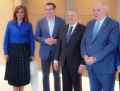 وزيرة الهجرة تلتقى رئيس حكومة ولاية فكتوريا باستراليا لبحث تعزيز التعاون