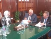 محافظ الوادى الجديد: بروتوكول لإنشاء القرية النموذجية الثالثة بـ35 مليون جنيه