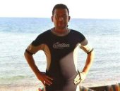 صور.. مأساة شاب بالسويس أصيب بحادث وفقد قدمه ولديه 4 بنات.. يحتاج لسكن