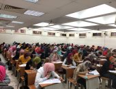 فيديو.. طلاب جامعة القاهرة يؤدون امتحانات الميدتيرم.. والخشت: حالات الغش قليلة