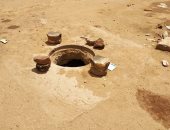 شكوى من انتشار مياه الصرف ووجود بالوعة صرف صحى بدون غطاء بأسوان 