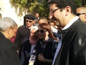 صور.. الفنانة ماجدة الرومى تدعم القوافل الطبية بالقرى الأكثر احتياجا بالأقصر