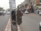 اضبط مخالفة.. أسلاك أعمدة الإنارة أمام مزلقان سيدى عبد الرحيم القنائى مكشوفة