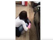 فتيات اليابان ينظفن شوارع الزمالك من القمامة.. فيديو