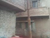 شكوى من ملاصقة عمود إنارة لمنزل مواطن بالشرقية