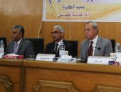 محافظ قنا: الدولة تسعى إلى بناء جسور التواصل بين الشباب العربى والإفريقى 