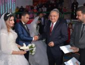 سكرتير محافظة الدقهلية يشارك فى حفل زواج جماعي للأيتام 