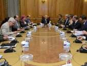 العصار يبحث مع وفد إيطالى تصنيع "مسدس بريتا 9 مم" فى مصر