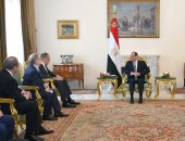 تفاصيل لقاء السيسى بوزير خارجية روسيا.. الرئيس: مصر تحرص على تطوير وتعزيز العلاقات فى مختلف المجالات.. ولافروف: نلتزم بتعهداتنا التنموية وتنفيذ مشروعاتنا بمصر.. ويؤكد: نؤيد الجهود المصرية فى مكافحة الإرهاب