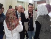 إيقاف مدير مستشفى منيا القمح عن العمل للتحقيق فى تعديه على ممرضة