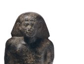دار كريستيز للمزادات فى نيويورك تعرض تمثالا فرعونيا للبيع بـ30 ألف دولار