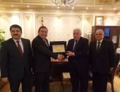رئيس "دينية البرلمان" يستقبل سفير أذربيجان لبحث سبل تطوير العلاقات